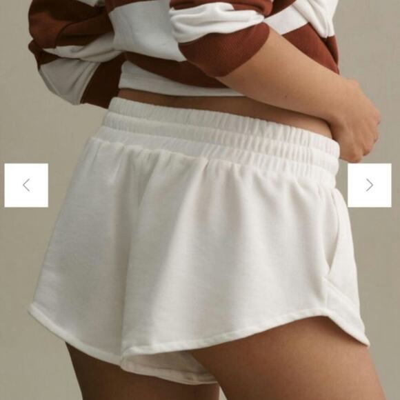 L Daily Practice Knit White Cream Shorts Size large workout exercise Active - Picture 2 of 6